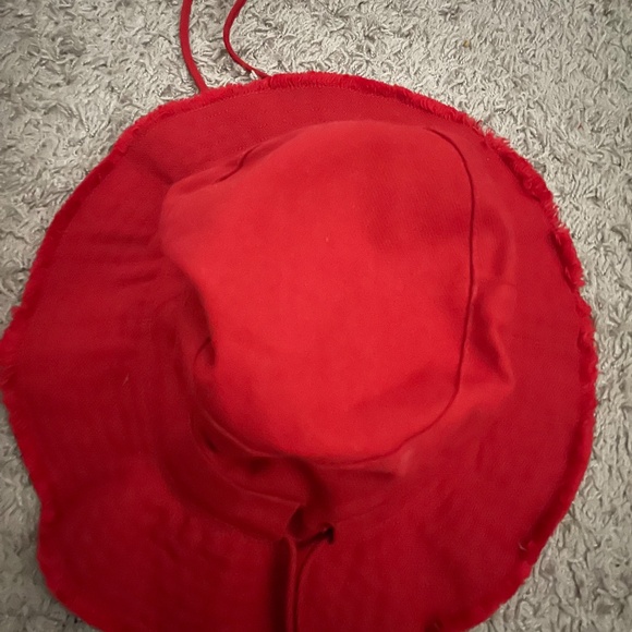 Jacquemus Red Bucket Hat - Picture 3 of 3